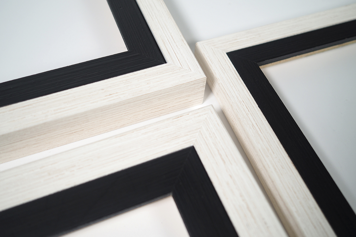 Molduras de Madera Negras y Blancas Poro Abierto