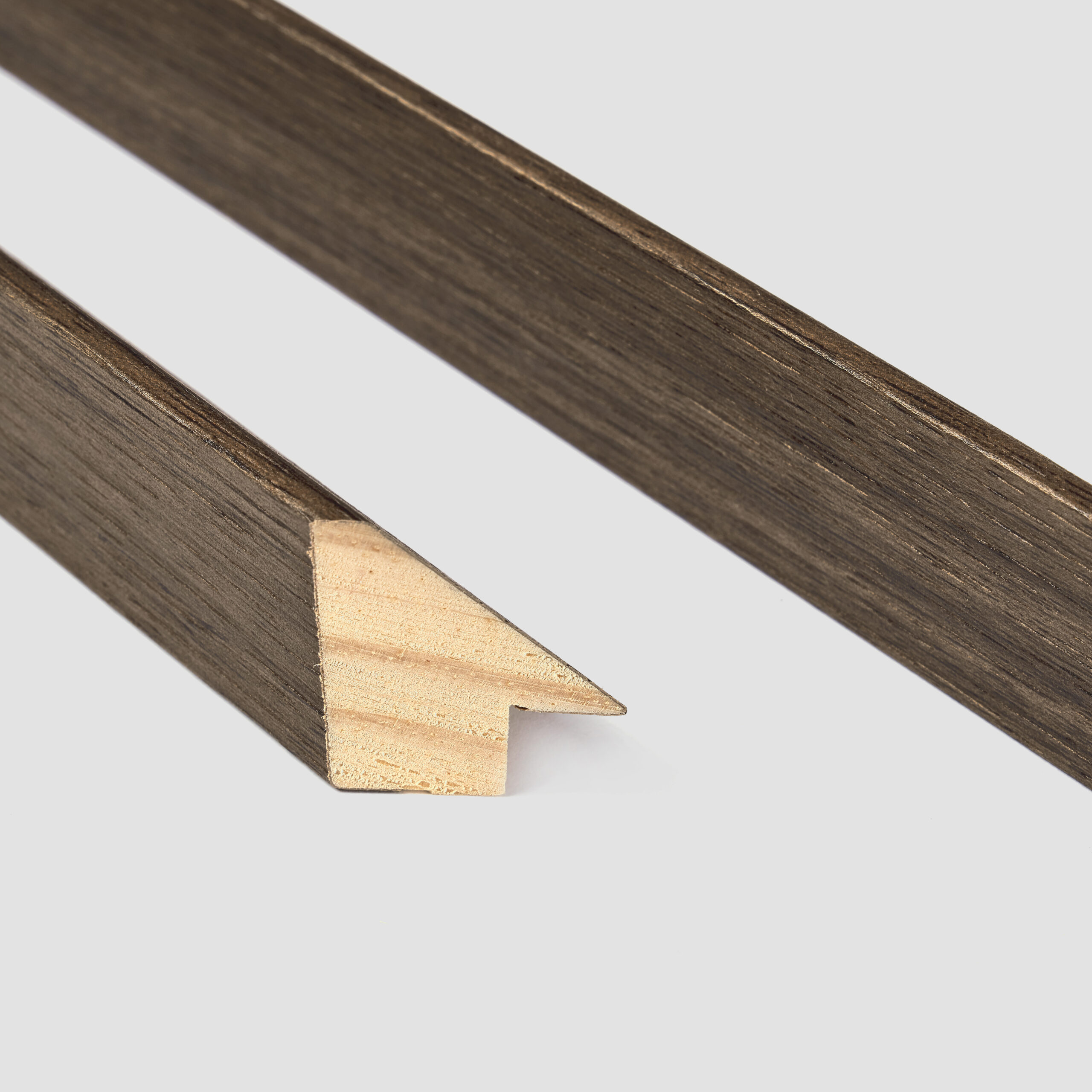 Moldura de madera inclinada Rustico nogal